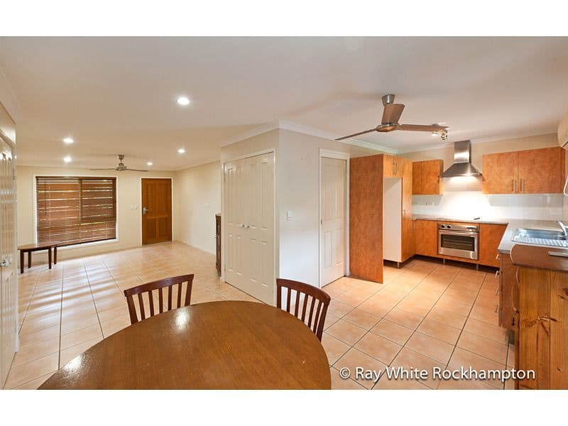 576 Norman Road, NORMAN GARDENS QLD 4701, Norman Gardens - Thumbnail 3