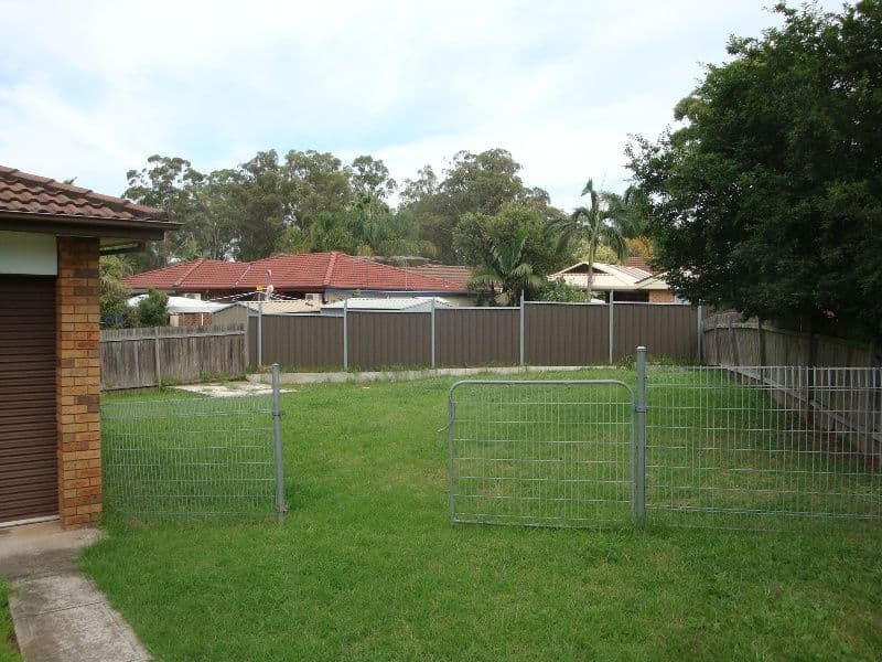 2 Ona Close, BOSSLEY PARK NSW 2176, Bossley Park - Thumbnail 6