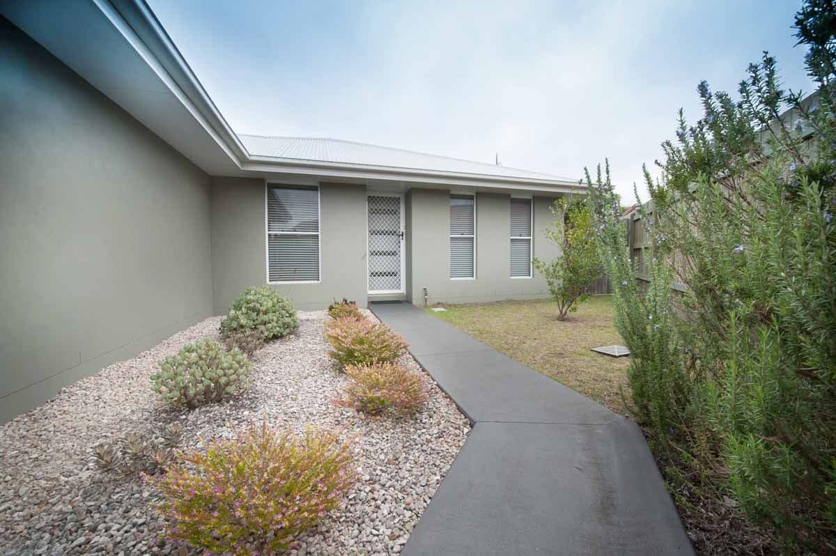 24 Sambar Court, Kearneys Spring QLD 4350, Kearneys Spring - Image 1