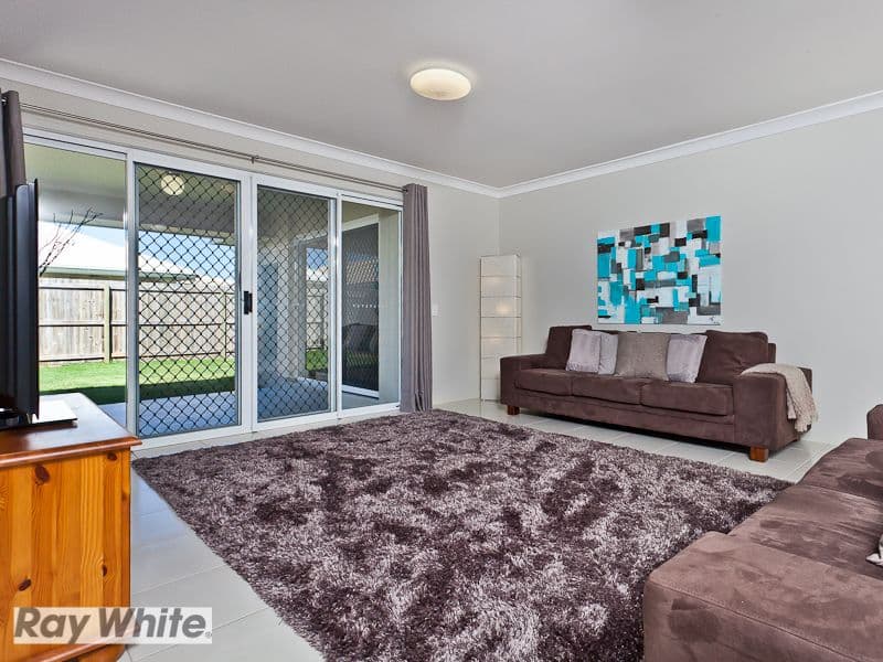 23 Troon Street, North Lakes QLD 4509, North Lakes - Thumbnail 5