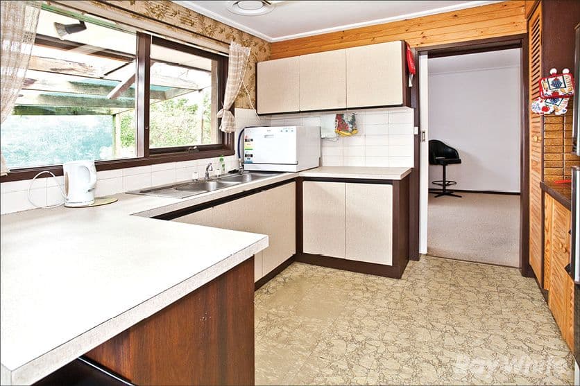 18 Compton Street, GLEN WAVERLEY VIC 3150, Glen Waverley - Thumbnail 3