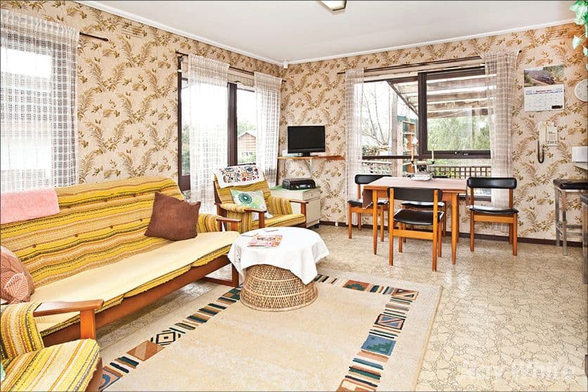 18 Compton Street, GLEN WAVERLEY VIC 3150, Glen Waverley - Thumbnail 4