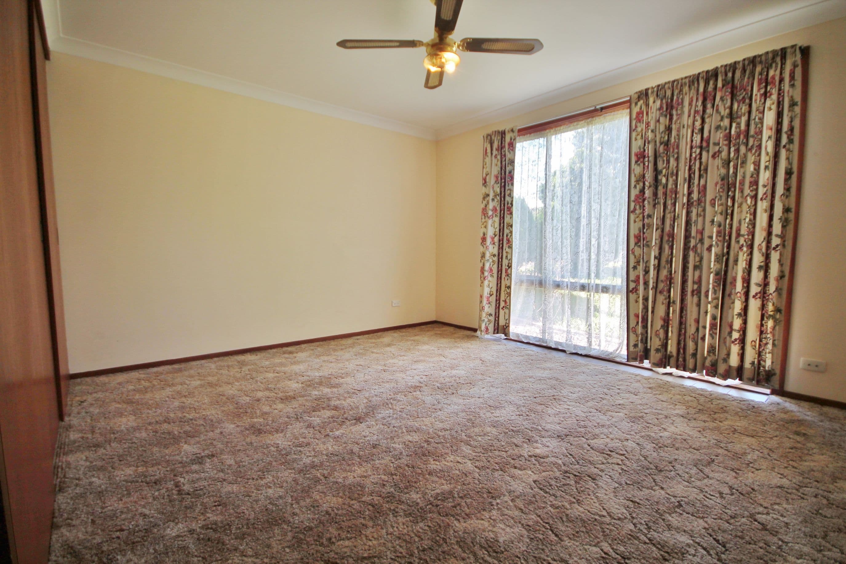 68 Blackett Avenue, Young - Thumbnail 8