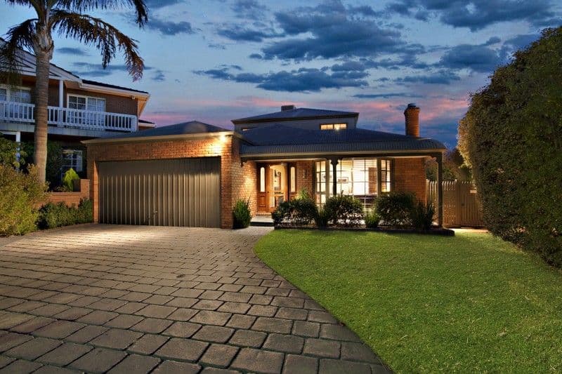 10 Cardinal Court, DINGLEY VILLAGE VIC 3172, Dingley Village - Thumbnail 2