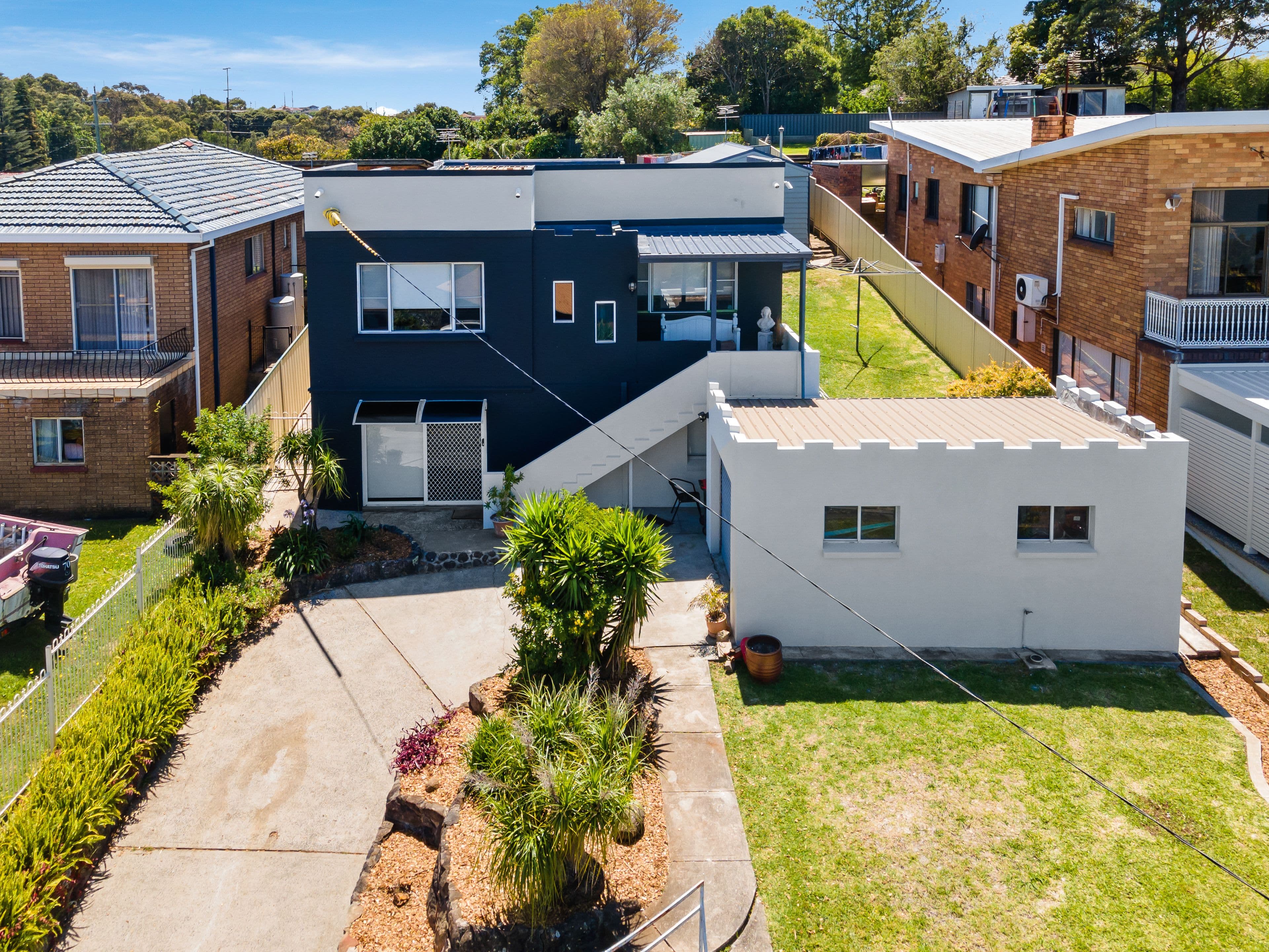 85 Lake Heights Road, Lake Heights NSW 2502, Lake Heights - Thumbnail 2