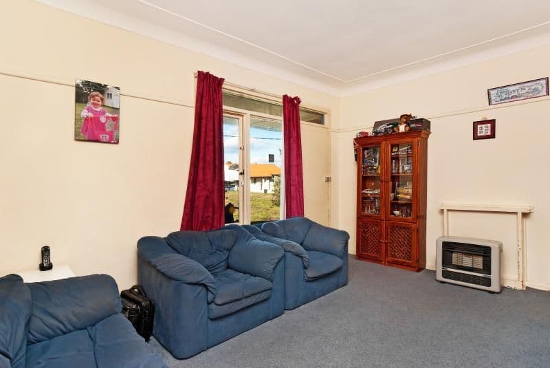 68 Lasseter Avenue, CHIFLEY NSW 2036, Chifley - Thumbnail 2