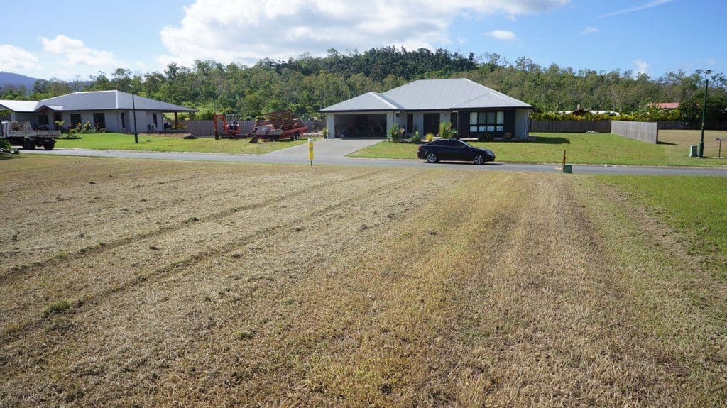 6 Henderson Street, Cannonvale QLD 4802, Cannonvale - Thumbnail 2