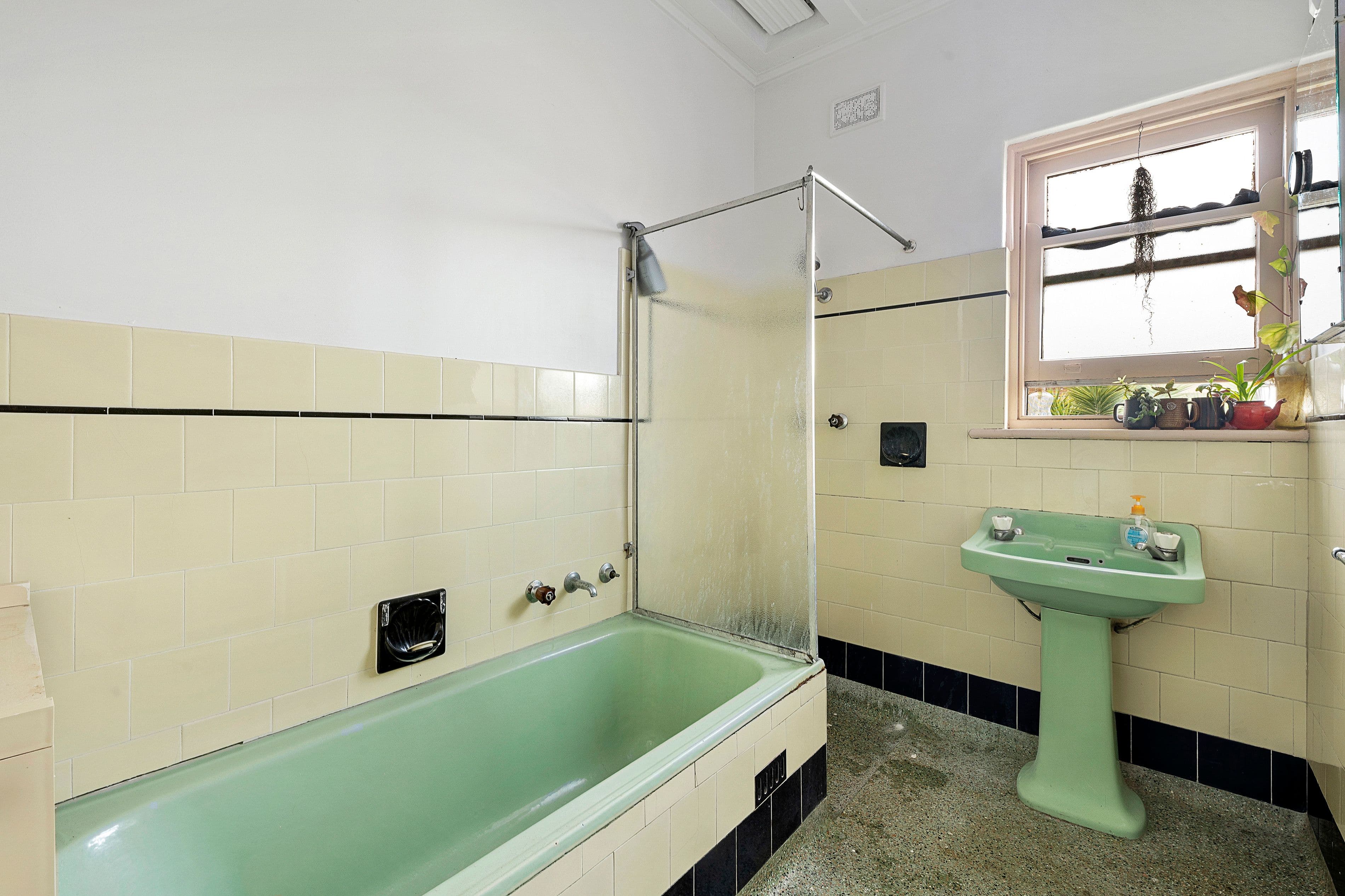 14 Westminster Crescent, Raceview, QLD 4305, Raceview - Thumbnail 5