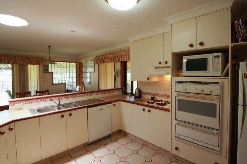 19 Falconer Court, RANGEVILLE QLD 4350, Rangeville - Thumbnail 2