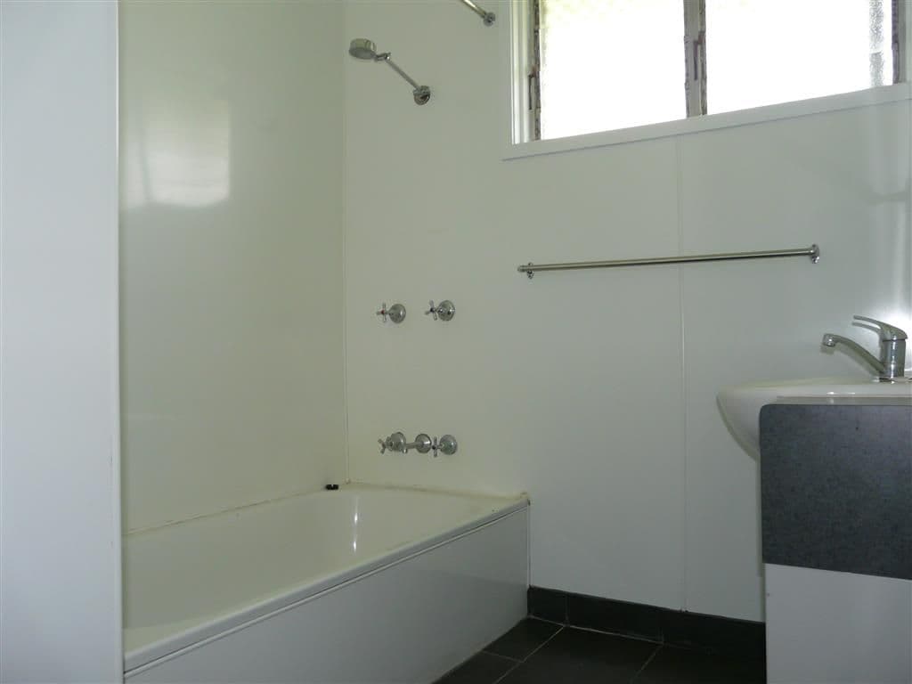 13 Badilla Street, HUDSON QLD 4860, Hudson - Thumbnail 4