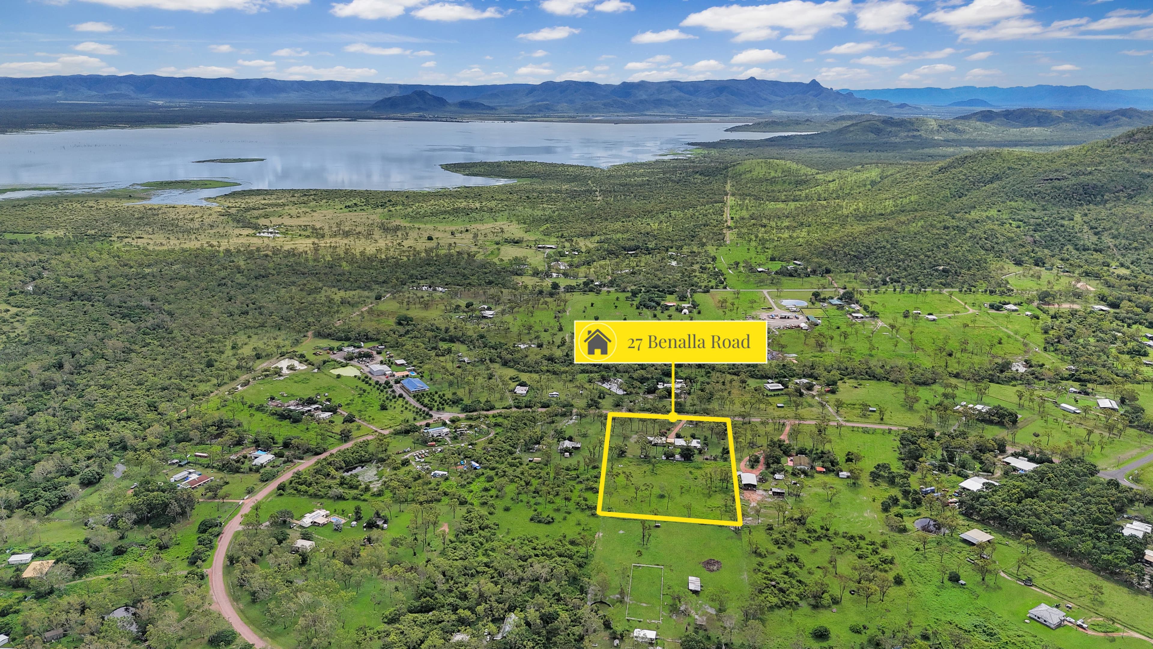 27 Benalla Road, Oak Valley QLD 4811, Oak Valley - Thumbnail 2