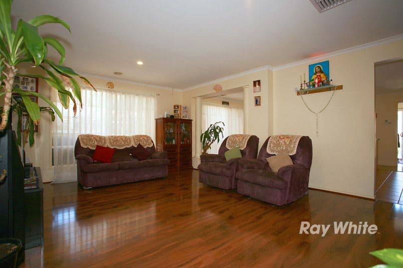 7 Fairhaven Boulevard, CRANBOURNE VIC 3977, Cranbourne West - Thumbnail 5