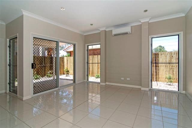 Unit 4, 38 Victory Street, NEWTOWN QLD 4350, Newtown - Thumbnail 4