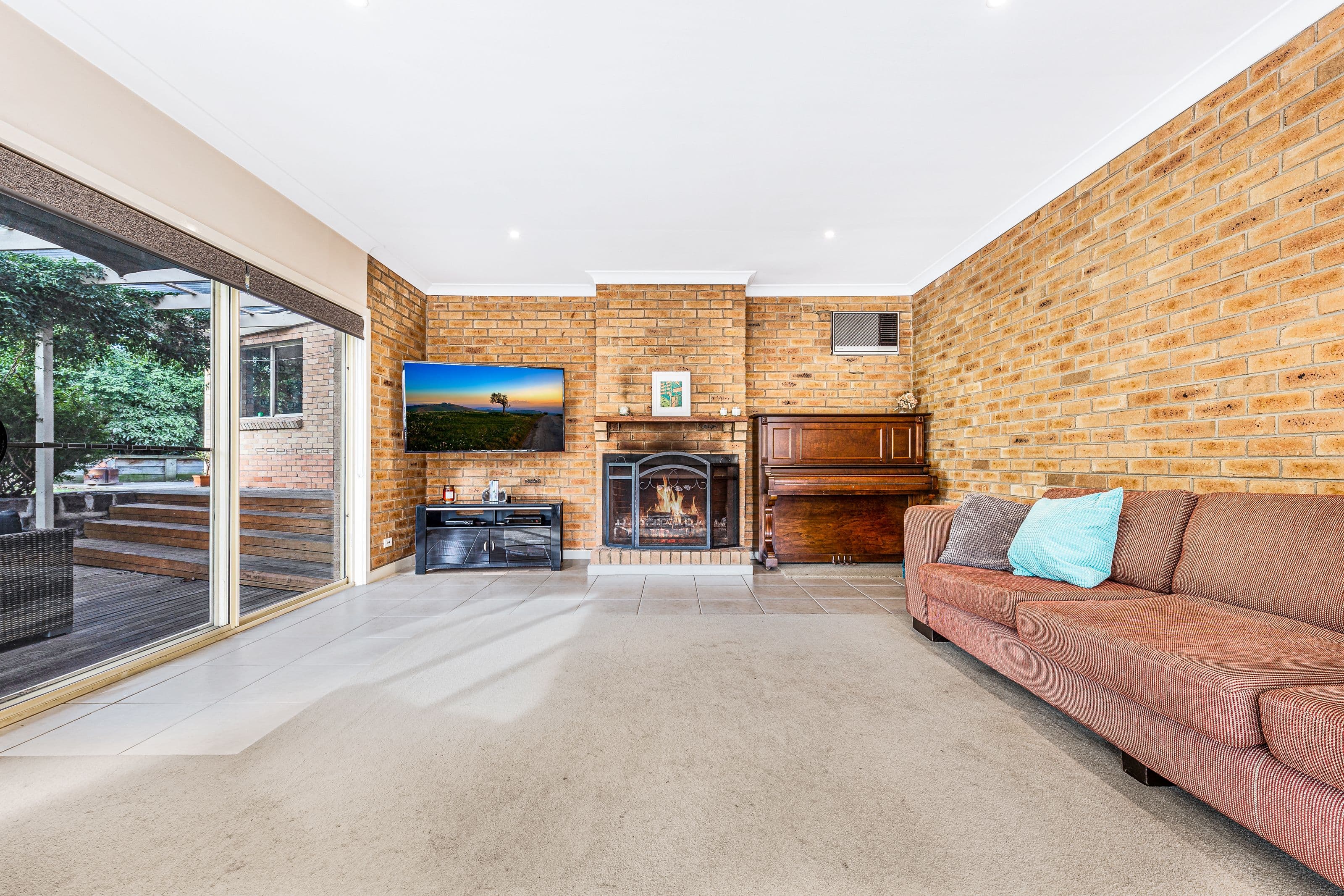 4 Rowland Court, Glen Waverley VIC 3150, Glen Waverley - Thumbnail 4