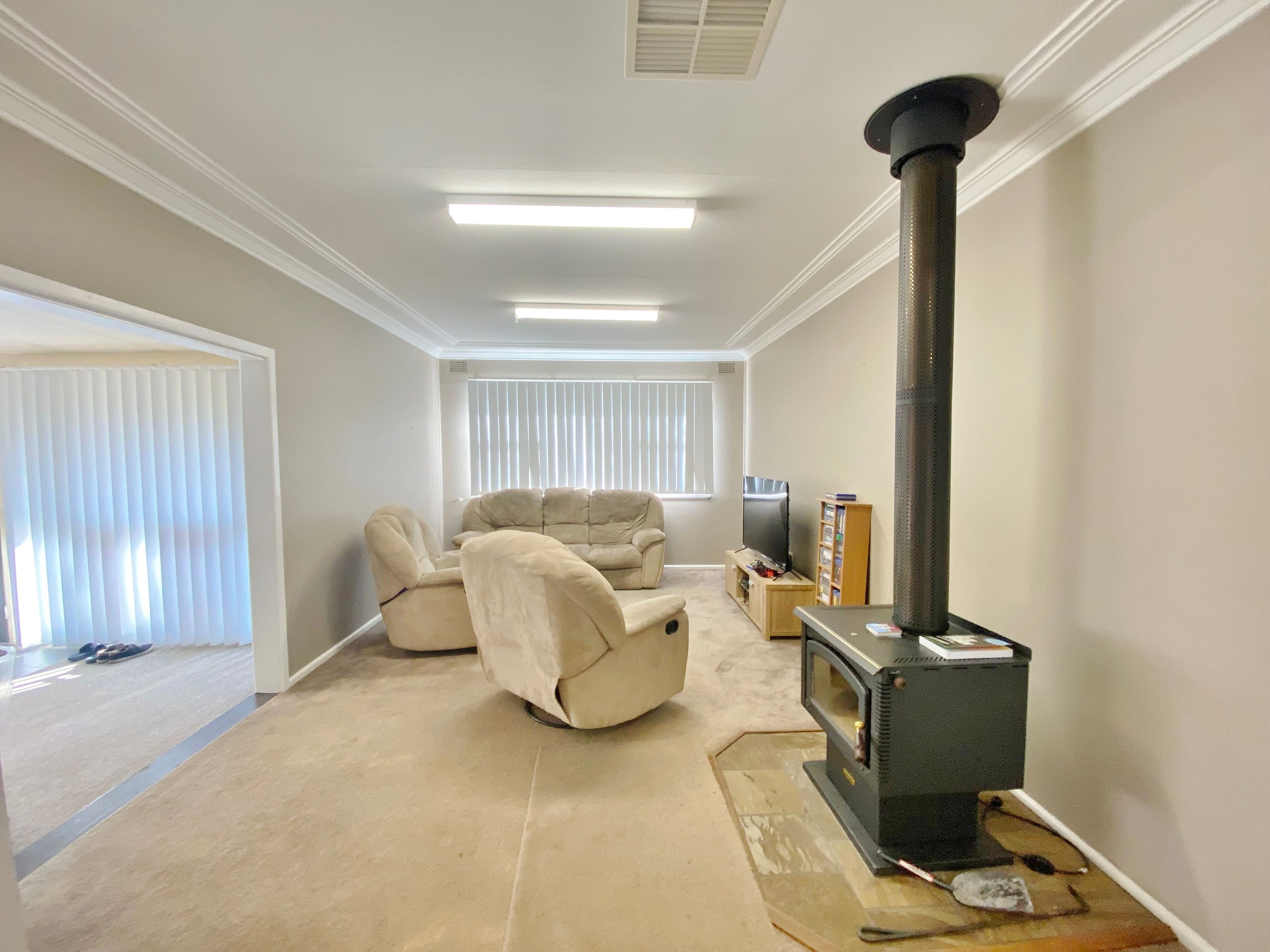 8 Karabah Avenue, Young NSW 2594, Young - Thumbnail 6