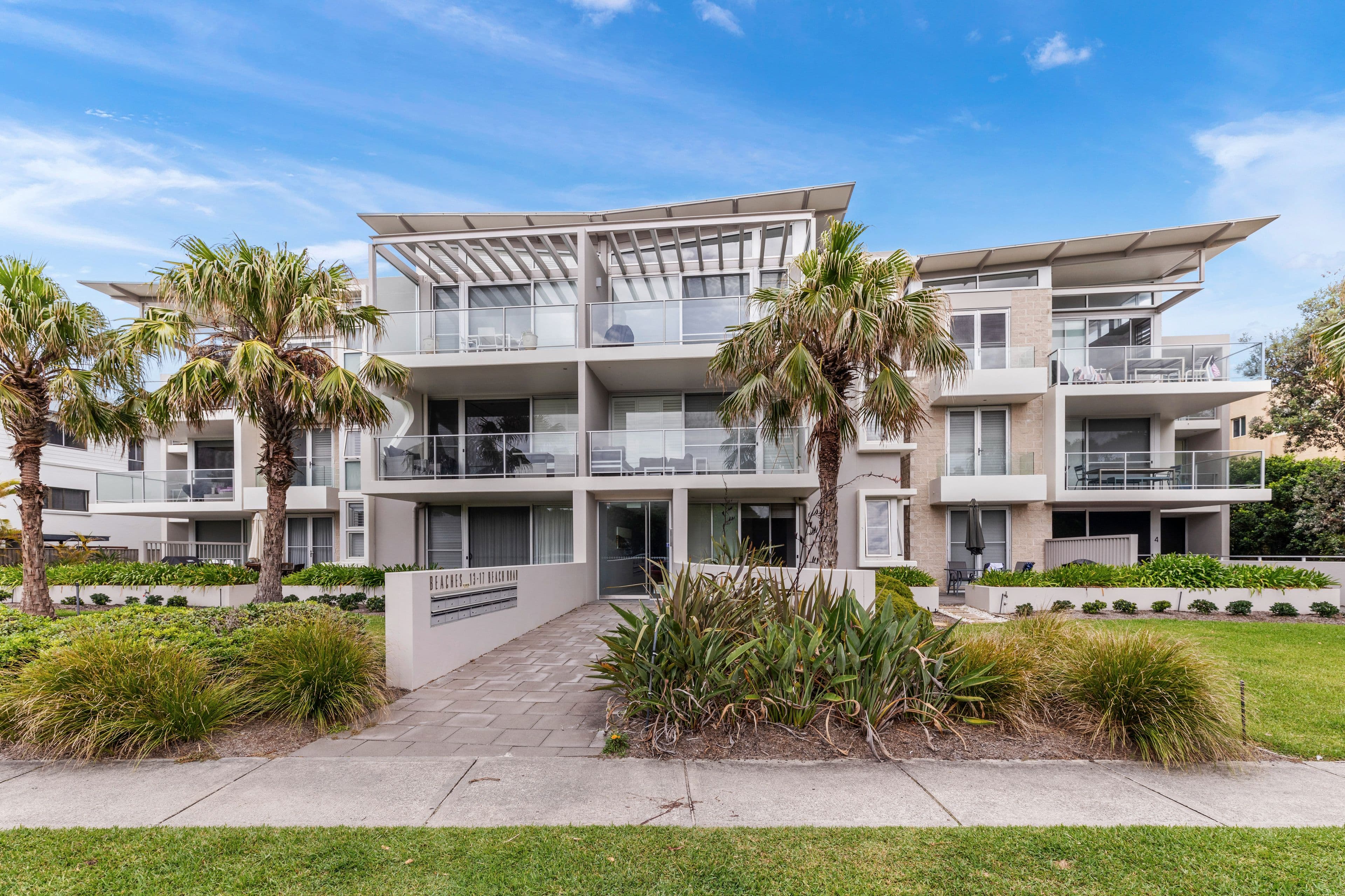 15/13-17 Beach Road, Hawks Nest NSW 2324, Hawks Nest - Image 1