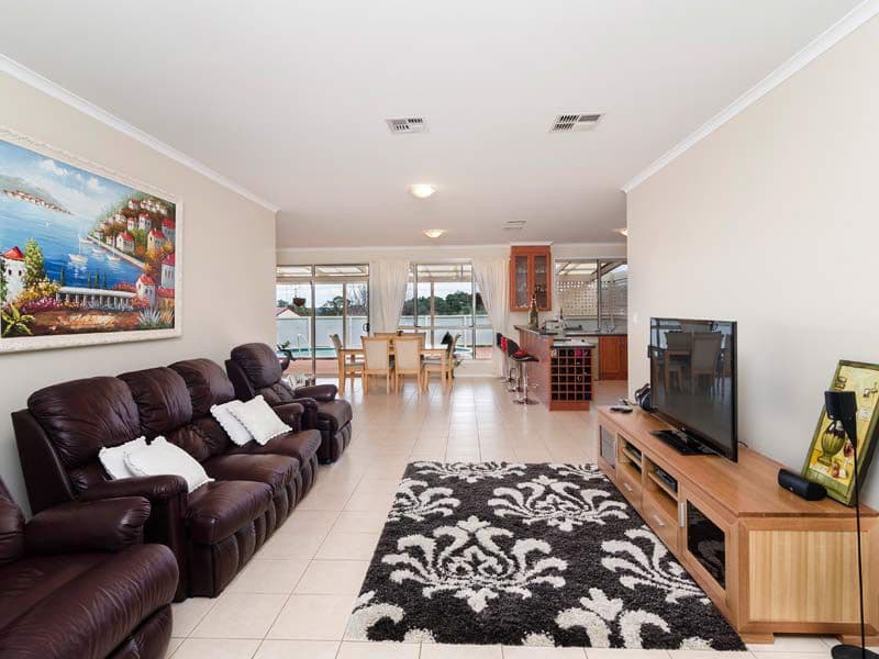 9 Weyburn Court, Heidelberg, Heidelberg - Thumbnail 3