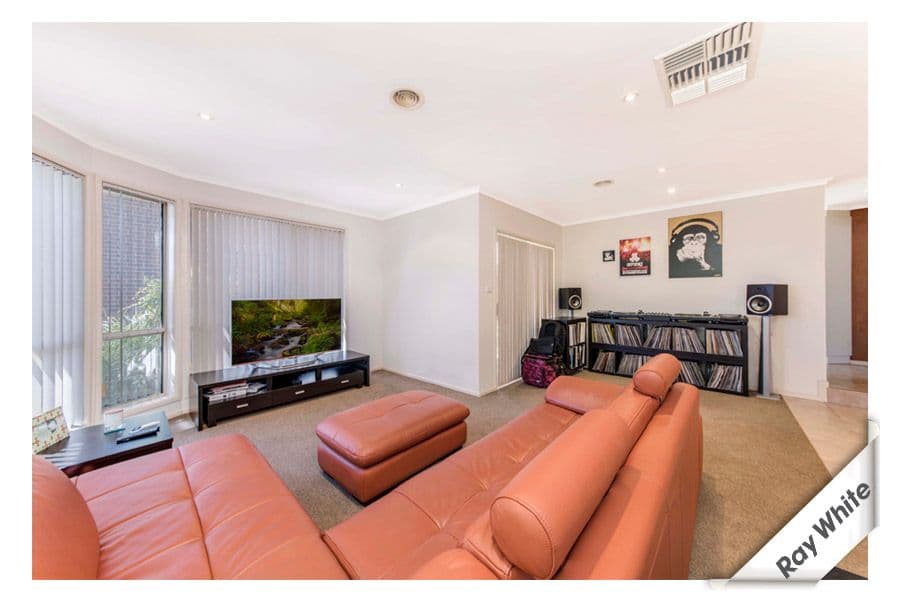 50 Tarrant Crescent, Dunlop ACT 2615, Dunlop - Thumbnail 2
