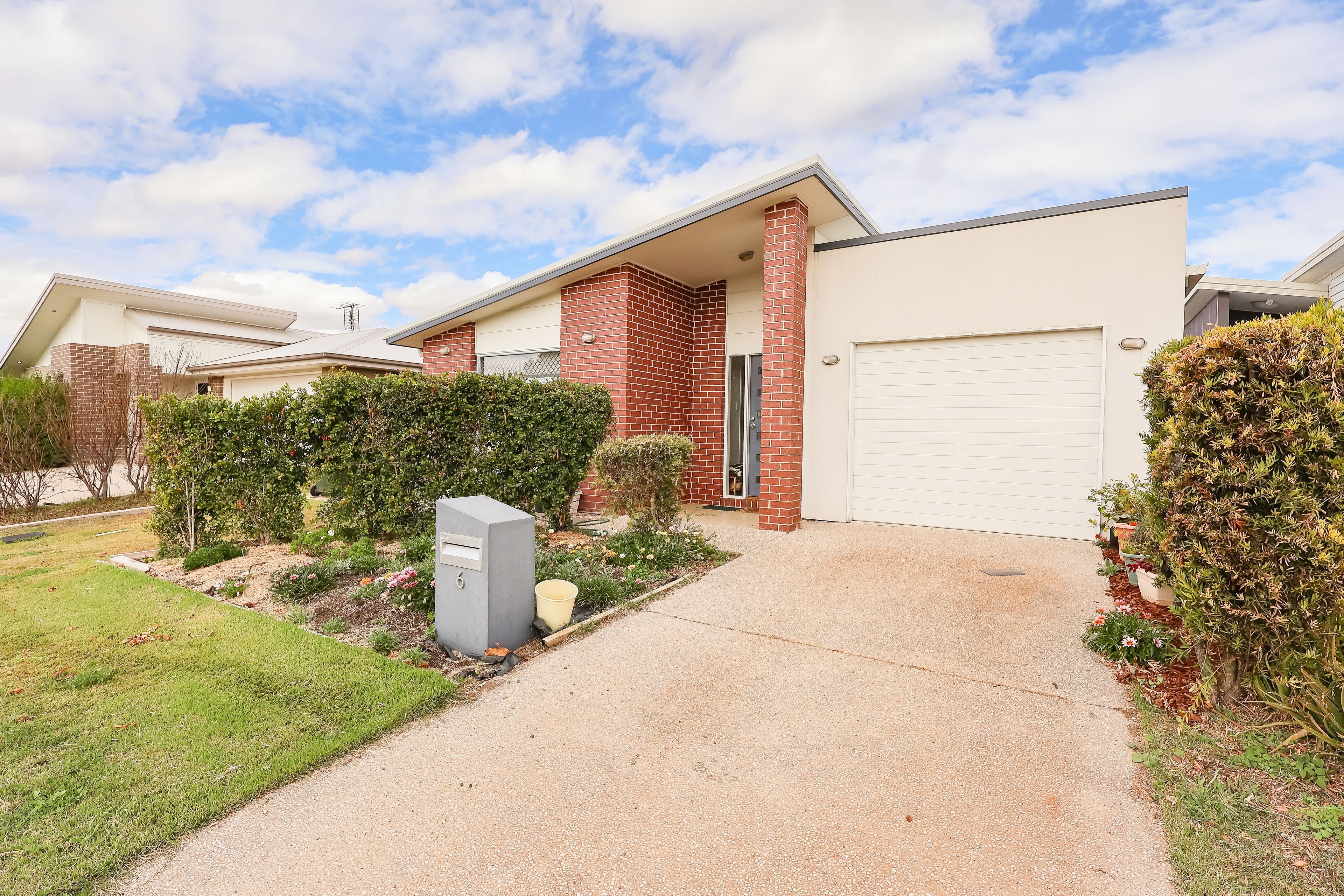 6 Clearview Drive, Roma QLD 4455, Roma - Image 1