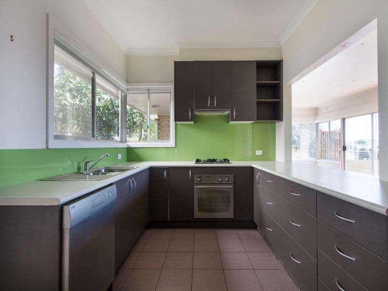 13 Tavistock Road, FRANKSTON SOUTH VIC 3199, Frankston South - Thumbnail 2
