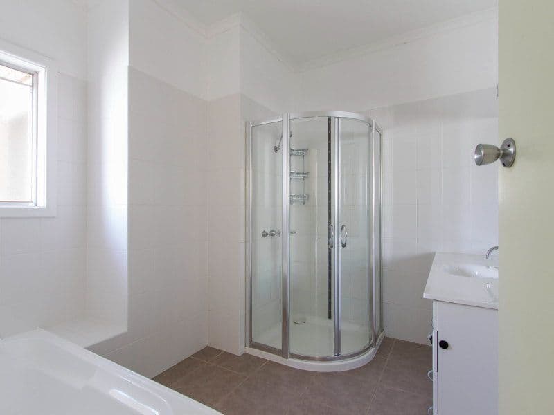 13 Tavistock Road, FRANKSTON SOUTH VIC 3199, Frankston South - Thumbnail 6