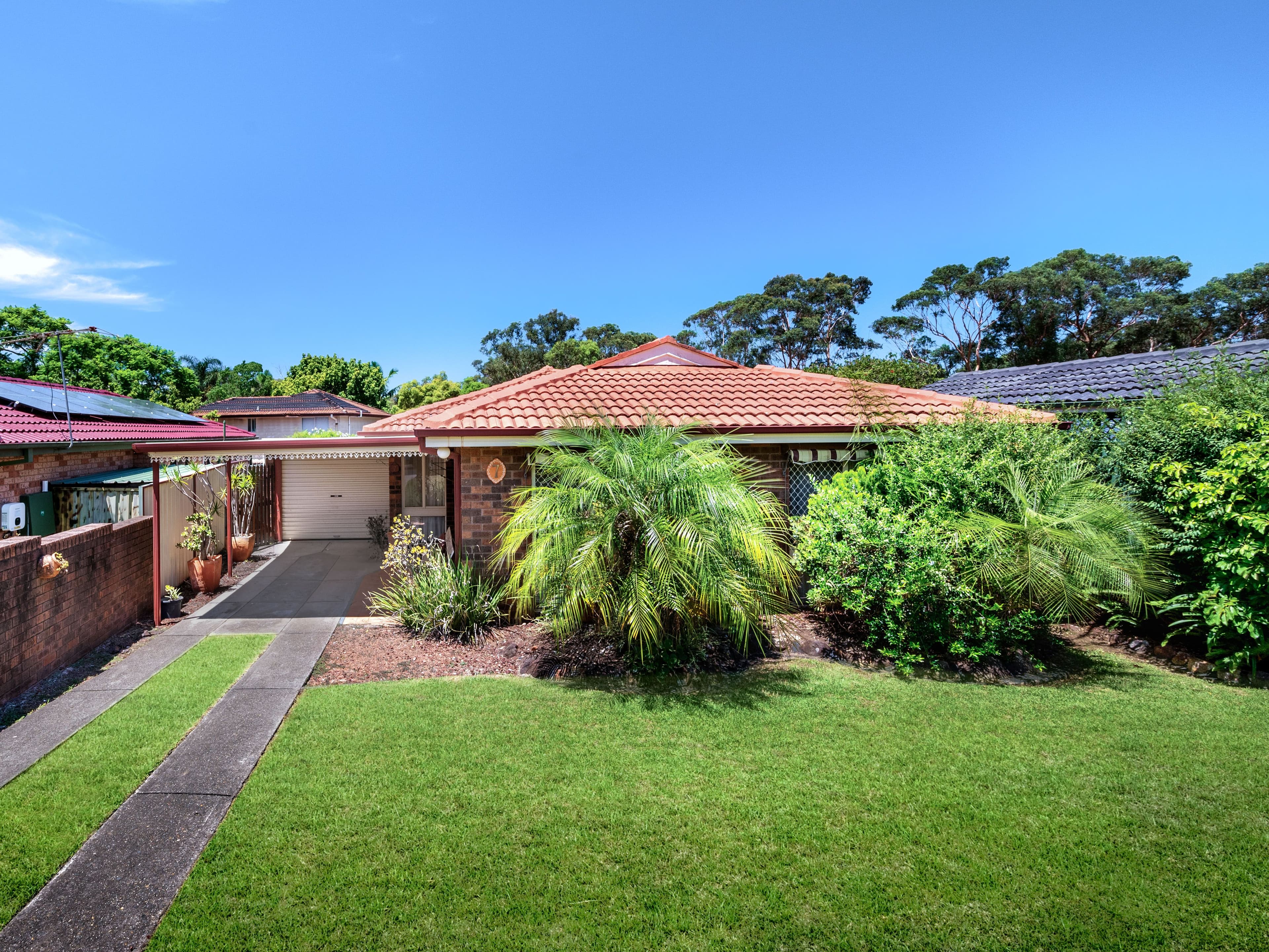 7 Gentian Avenue, Macquarie Fields NSW 2564, Macquarie Fields - Image 1