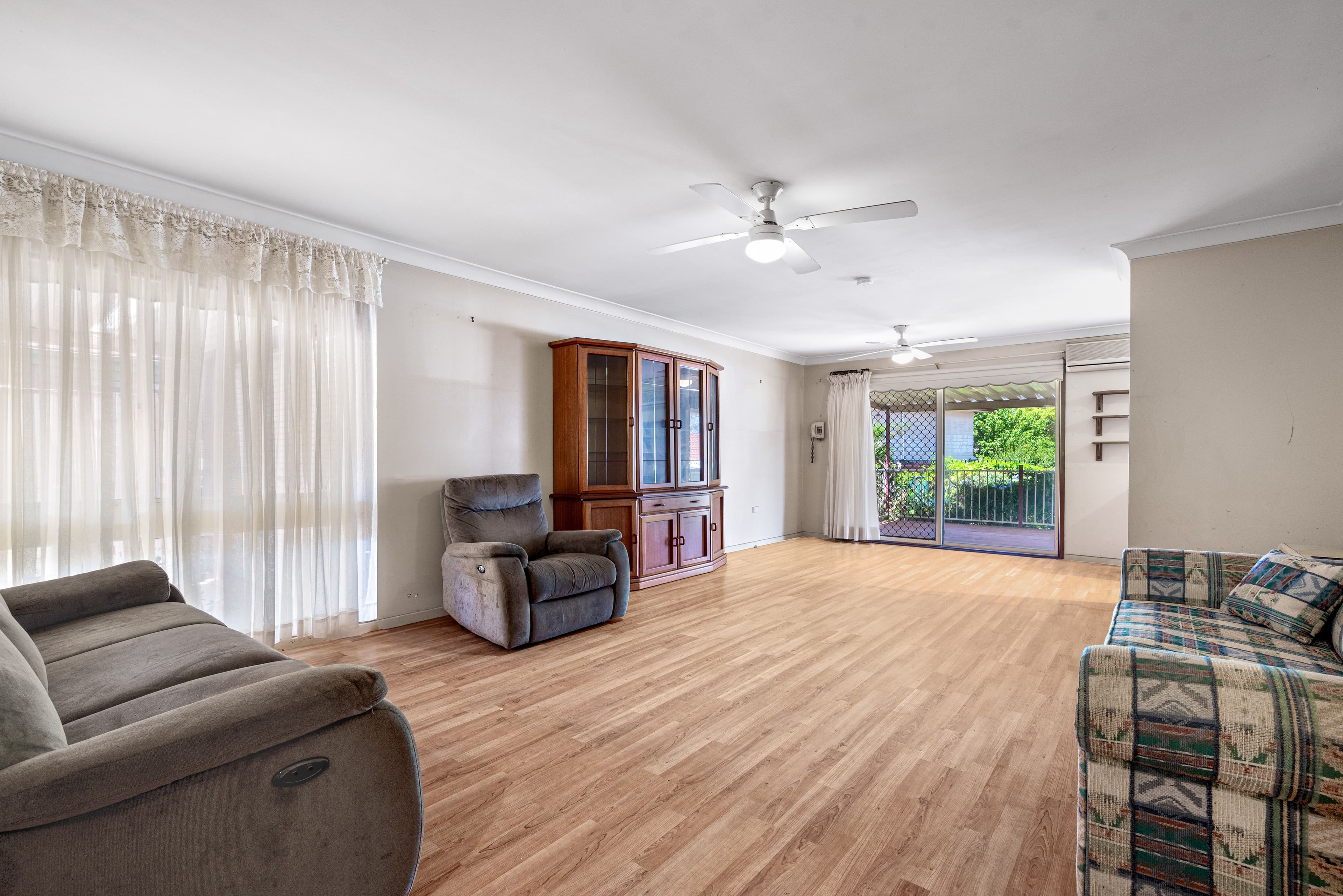 7 Gentian Avenue, Macquarie Fields NSW 2564, Macquarie Fields - Thumbnail 5