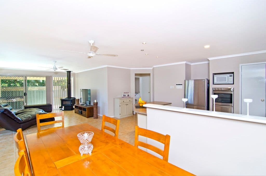 12 Ardisia Court, BURLEIGH HEADS QLD 4220, Burleigh Heads - Thumbnail 4
