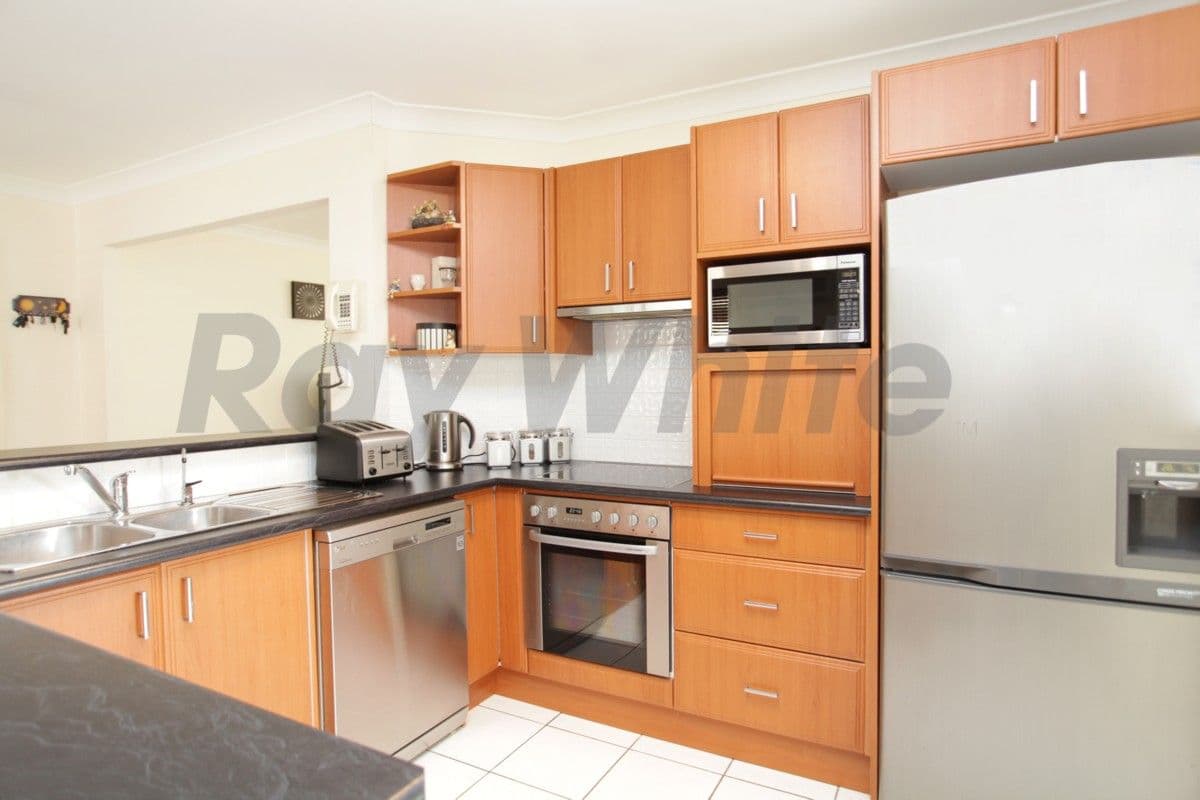 35 Buyu Road, GLENMORE PARK NSW 2745, Glenmore Park - Thumbnail 5