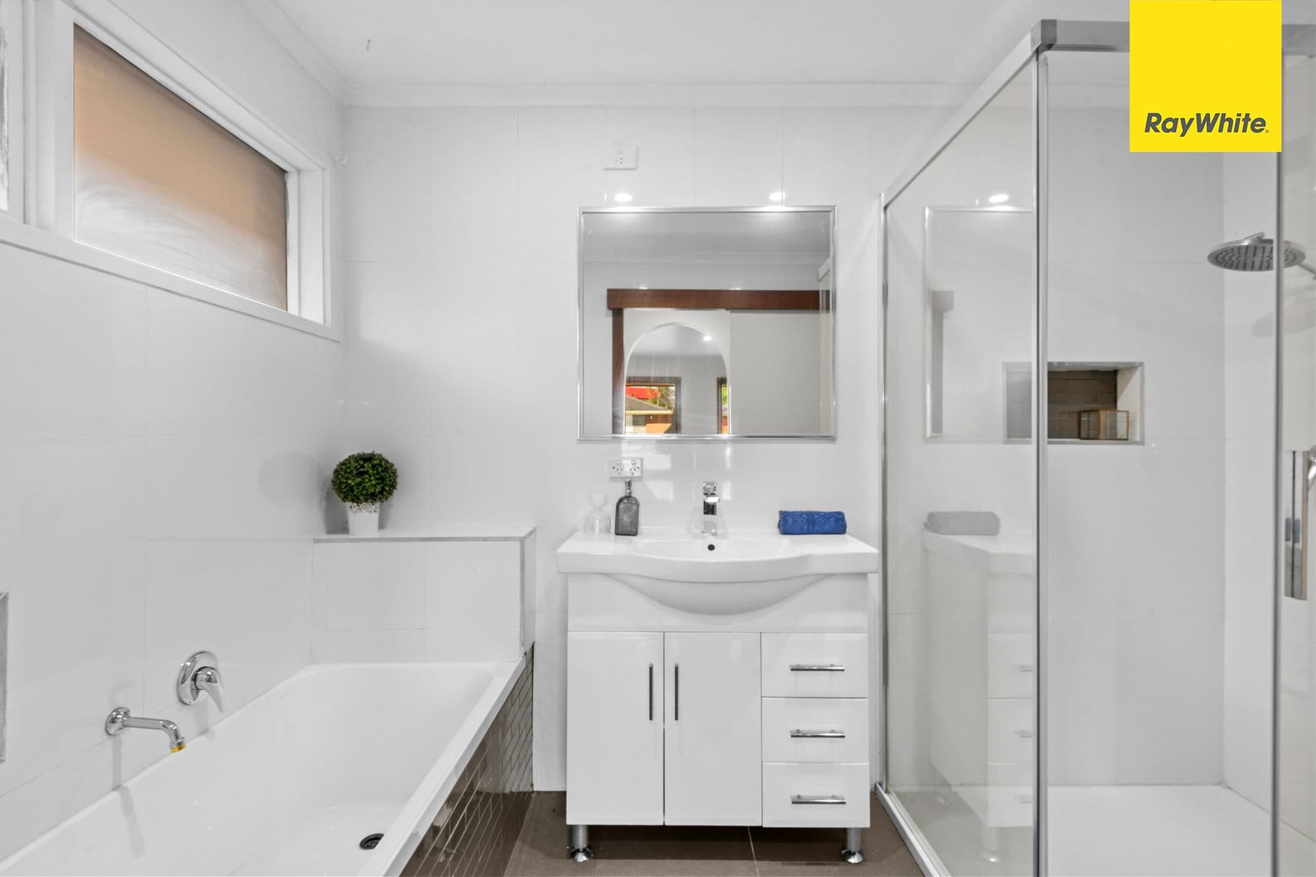 16 Chelmsford Way, Melton West VIC 3337, Melton West - Thumbnail 5