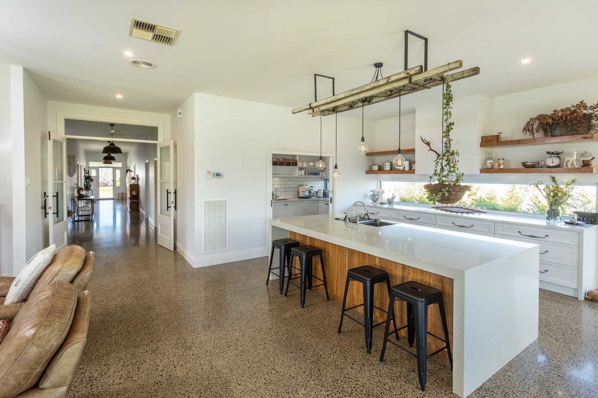 12 Cassinia Road, Kialla VIC 3631, Kialla - Thumbnail 2