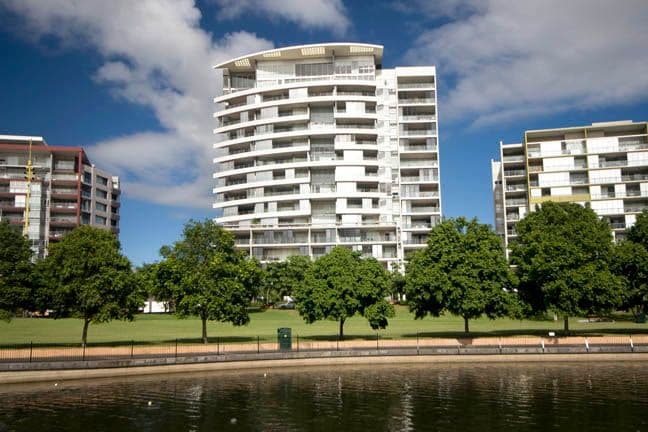 6 Parkland Boulevard, BRISBANE QLD 4000, Brisbane City - Thumbnail 2