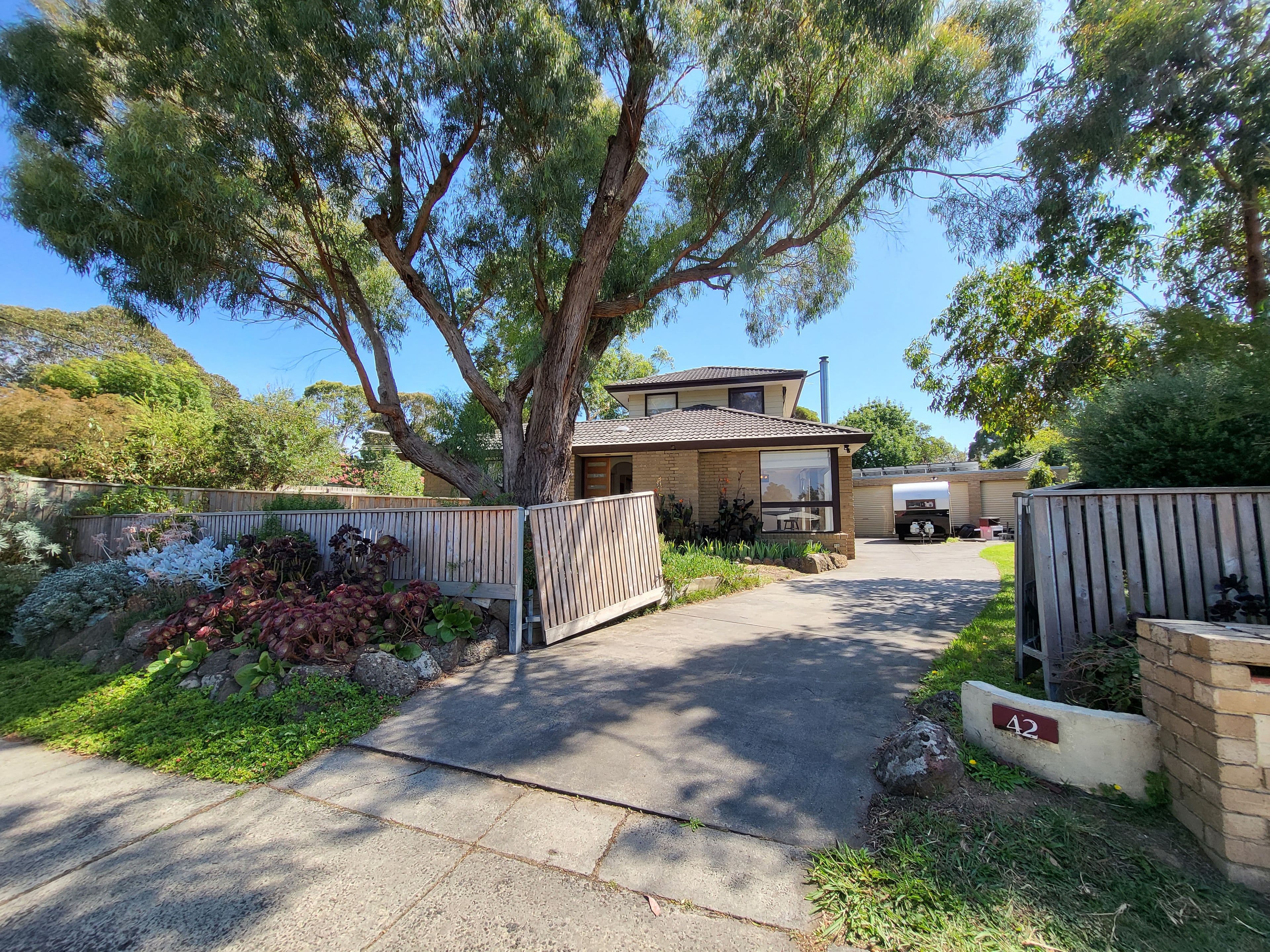 42 Bellara Drive, Mooroolbark VIC 3138, Mooroolbark - Image 1