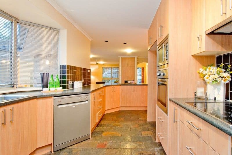 33 Ophir Crescent, Seacliff Park SA 5049, Seacliff Park - Thumbnail 8