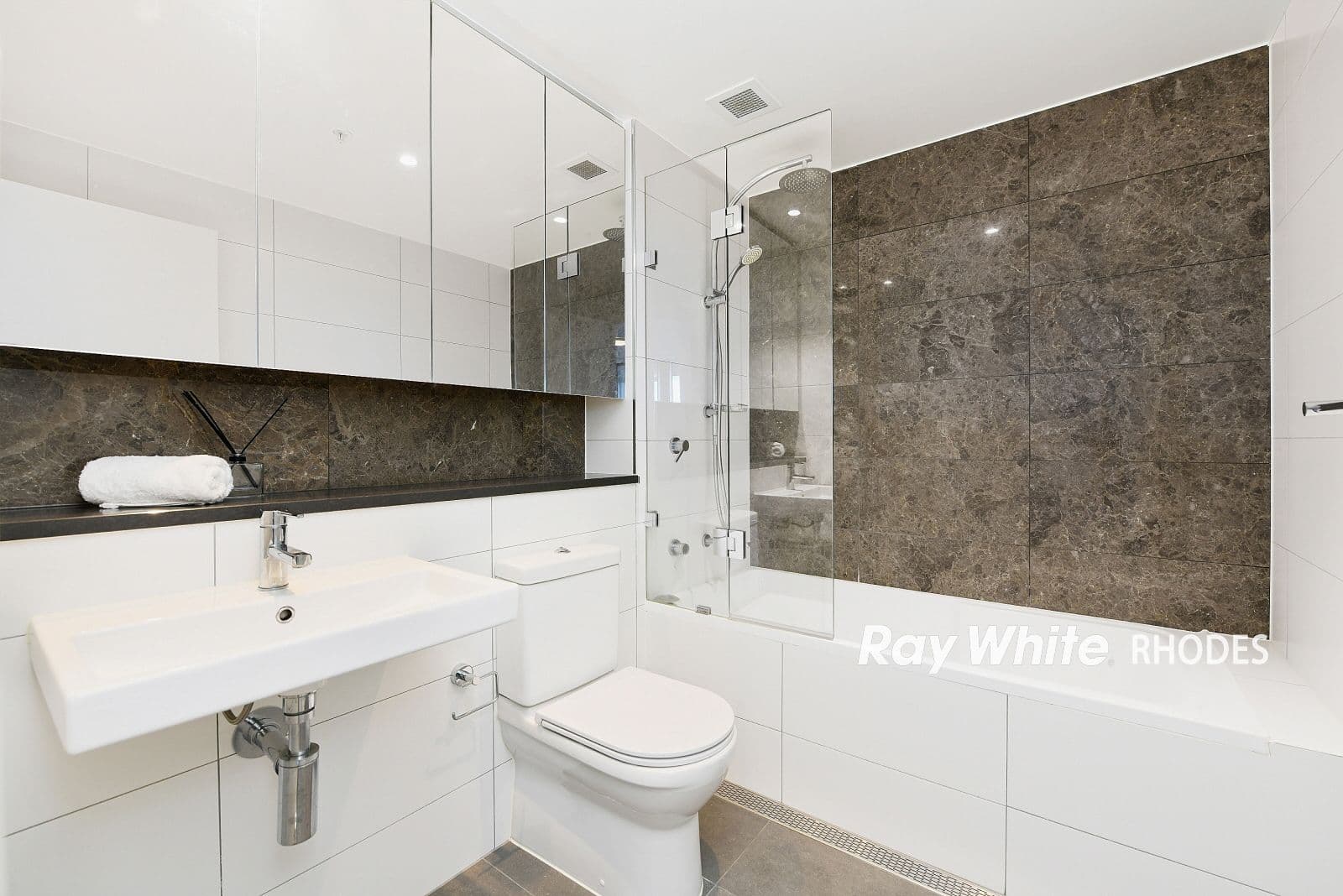 99 Howitt Avenue, Eastwood VIC 3875, Eastwood - Thumbnail 5