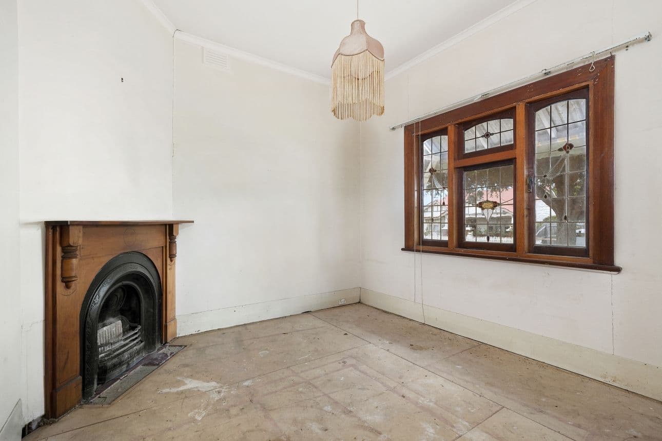 13 Tully Street, East Geelong VIC 3219, East Geelong - Thumbnail 2