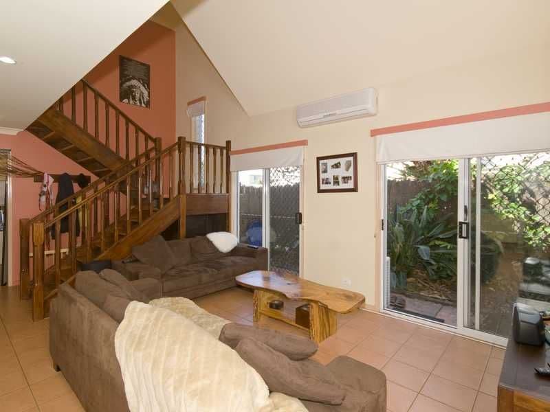 29 Twenty Fifth Avenue, PALM BEACH QLD 4221, Palm Beach - Image 1