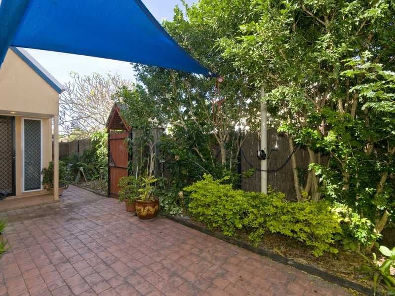 29 Twenty Fifth Avenue, PALM BEACH QLD 4221, Palm Beach - Thumbnail 5