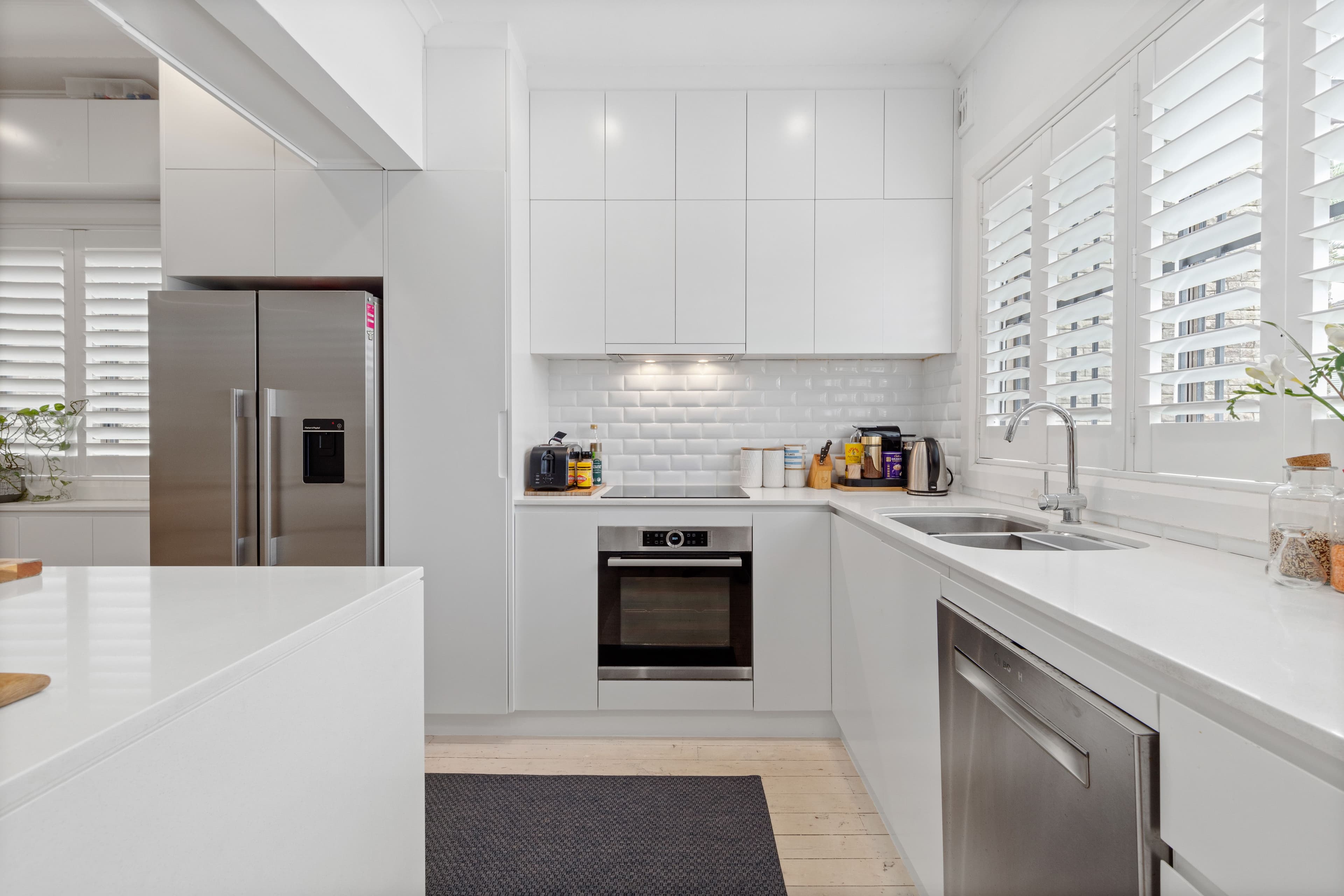 8 Park Parade, Bondi NSW 2026, Bondi - Thumbnail 2