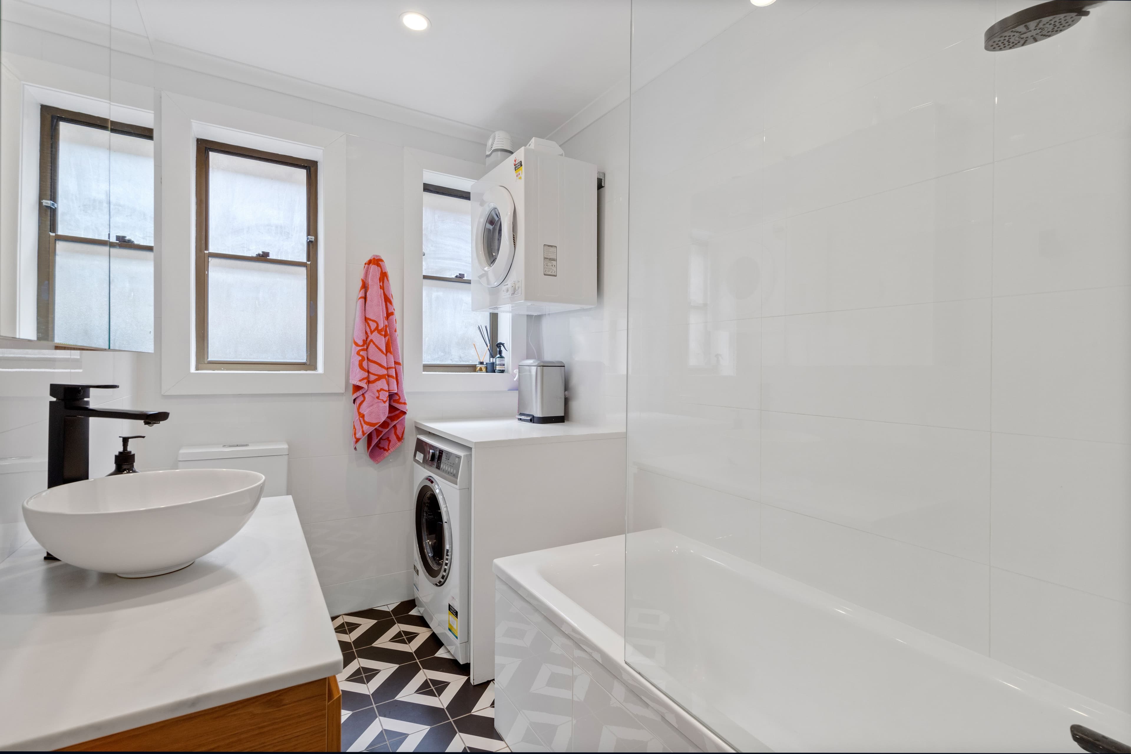 8 Park Parade, Bondi NSW 2026, Bondi - Thumbnail 7