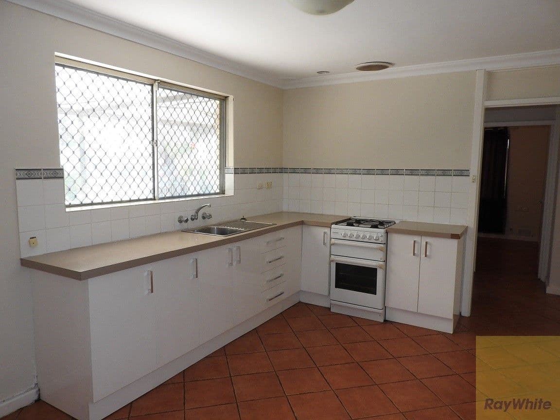 32 O'Sullivan Drive, Camillo WA 6111, Camillo - Thumbnail 5
