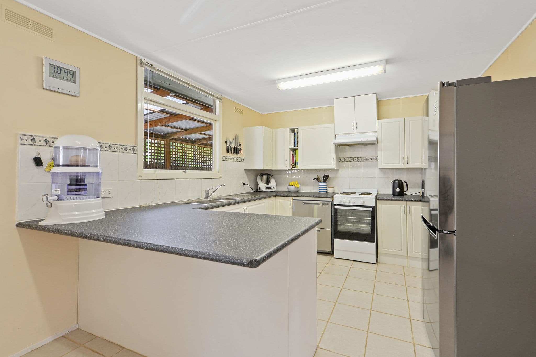 16 Railway Road, Neerim South VIC 3831, Neerim South - Thumbnail 2