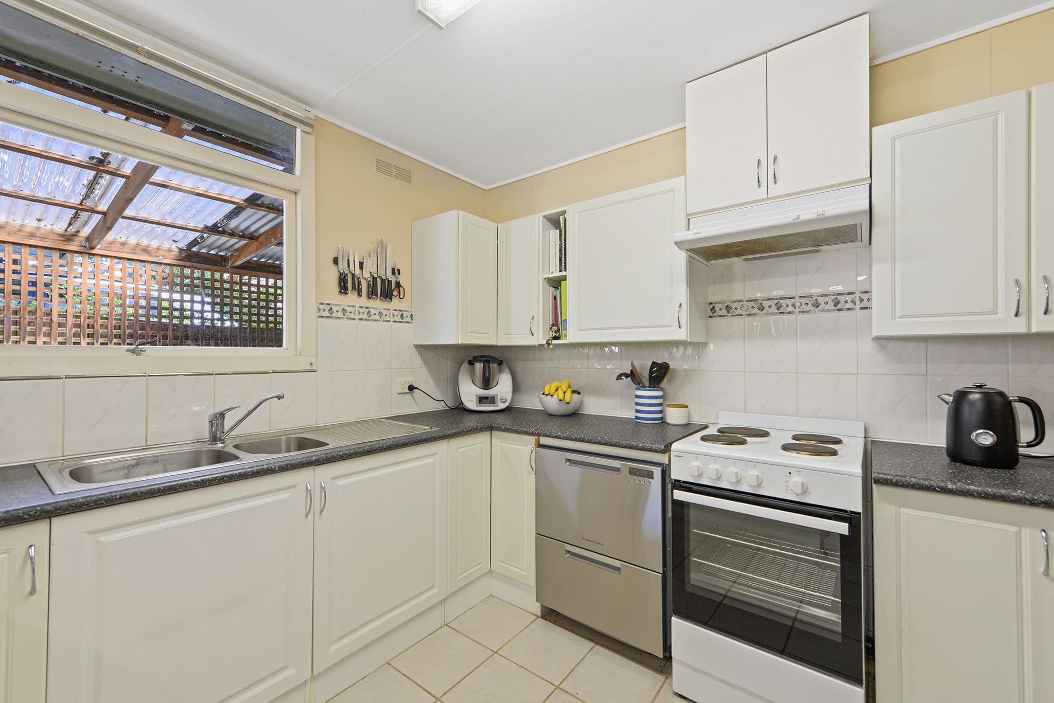16 Railway Road, Neerim South VIC 3831, Neerim South - Thumbnail 3