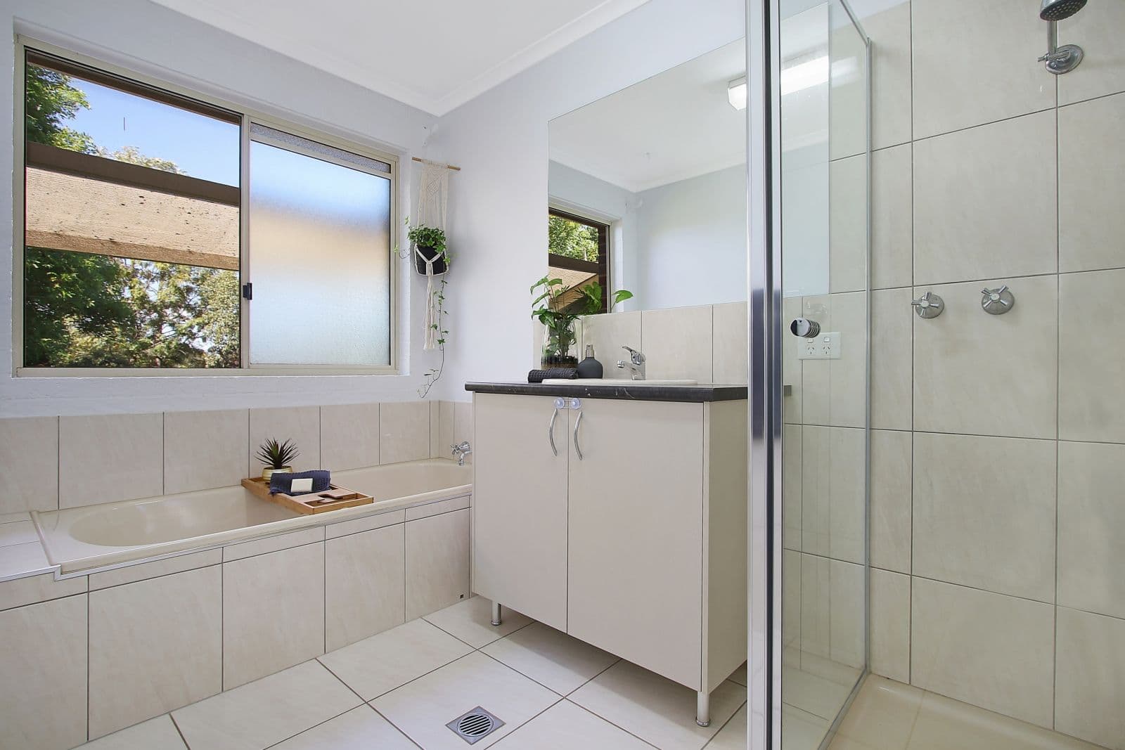 402 Halehaven Crescent, Lavington NSW 2641, Lavington - Thumbnail 8