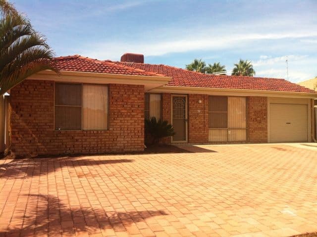 19 Cygnet Close, BALLAJURA WA 6066, Ballajura - Thumbnail 2