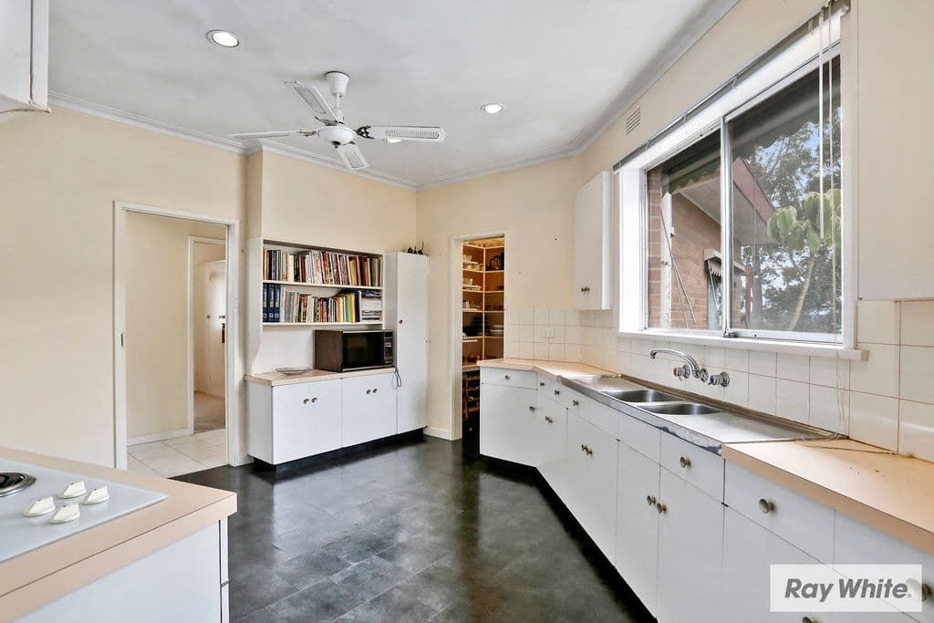 15 LINTON Avenue, Templestowe Lower VIC 3107, Templestowe Lower - Thumbnail 7