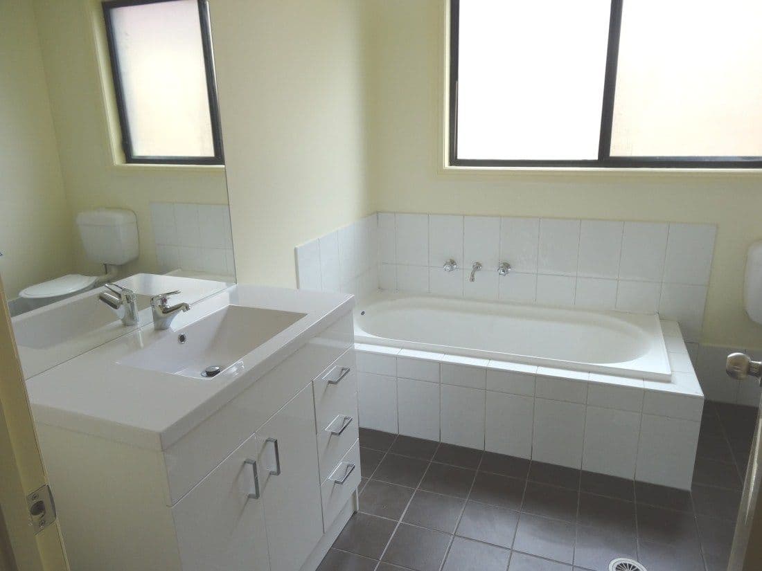 5 Church Road, Moorebank NSW 2170, Moorebank - Thumbnail 5