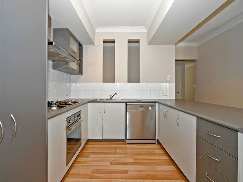 16 Dollarbird Road, SOUTHERN RIVER WA 6110, Southern River - Thumbnail 2