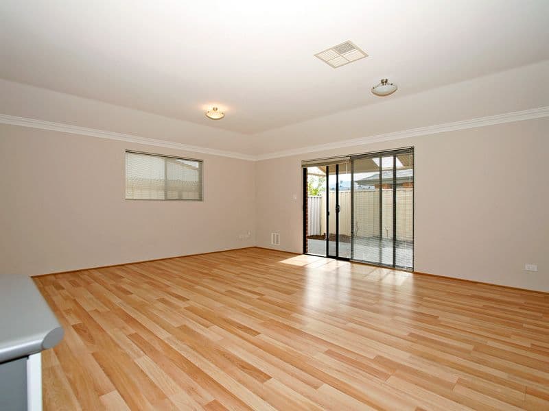 16 Dollarbird Road, SOUTHERN RIVER WA 6110, Southern River - Thumbnail 6