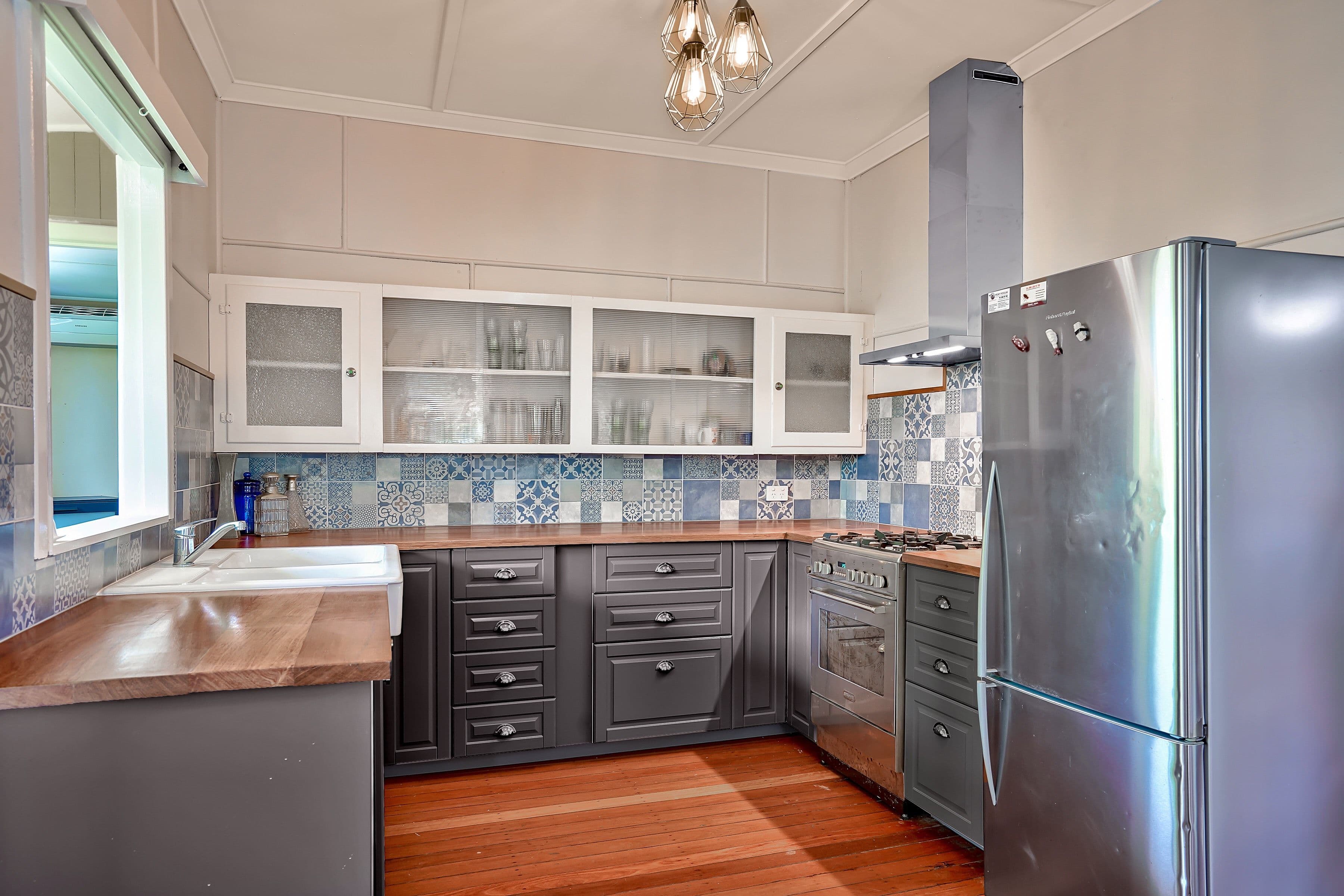 11 Irwin Terrace, Oxley QLD 4075, Oxley - Thumbnail 2